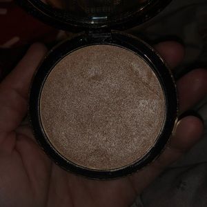 Gucci golden glow bronzer in sunstone